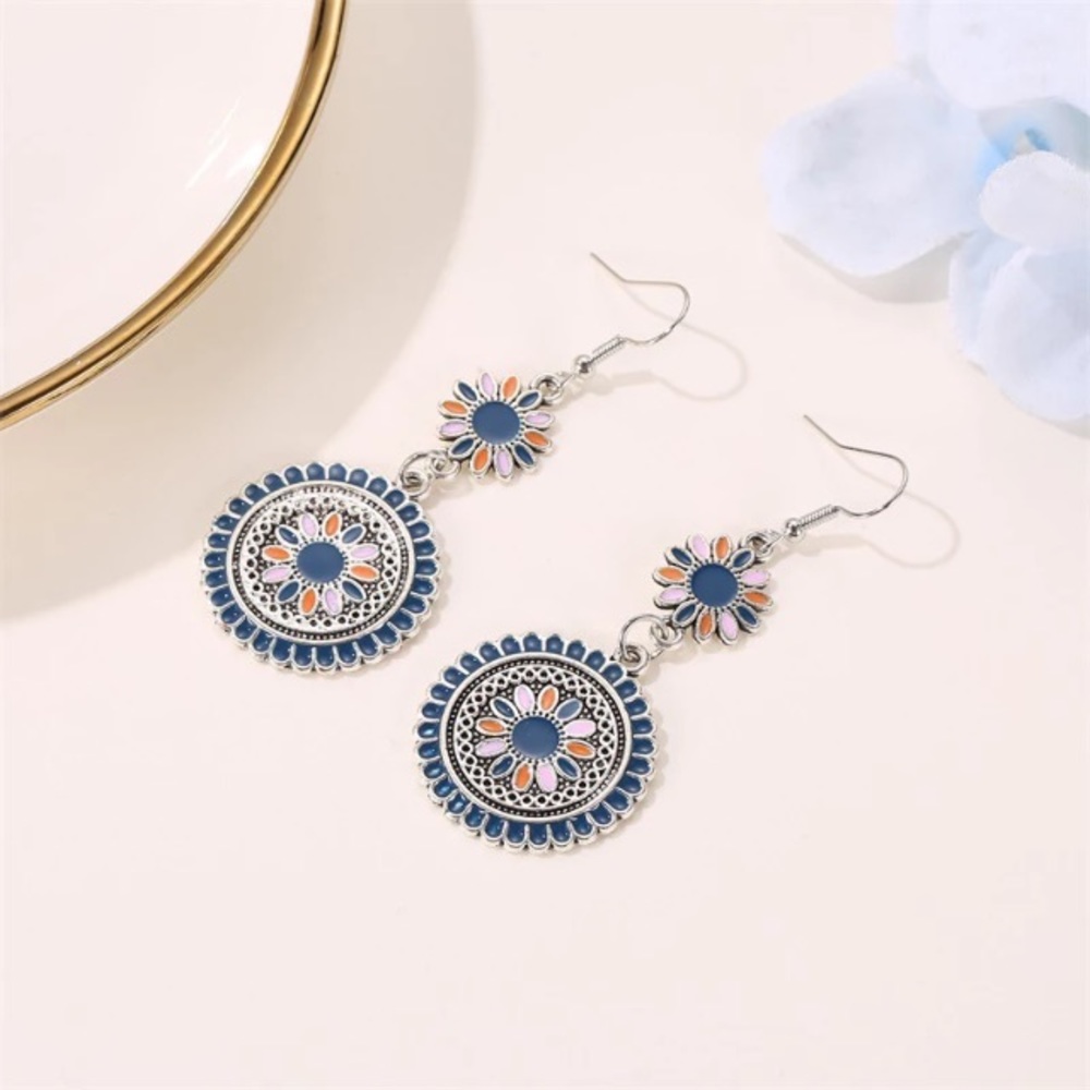Boho colorful flower dangle earrings - Picture 5 of 9